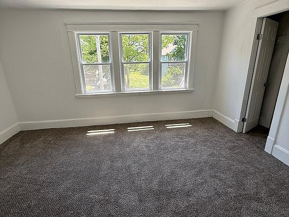 5th image of 10601 Mount Auburn Ave