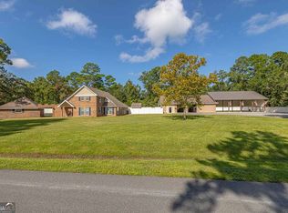 145 Oyster Rd, Brunswick, GA 31523