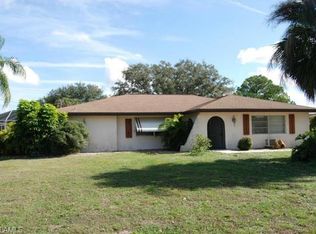 420 Henry Ave, Lehigh Acres, FL 33972