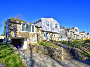 479 Woodhaven Rd, Philadelphia, PA 19116