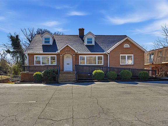 2nd image of 510 E Calhoun St