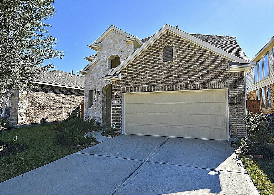 1st image of 19227 S Cottonwood Green Ln