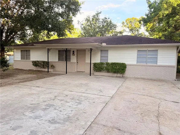 1601 Cut Off Rd, Pineville, LA 71360