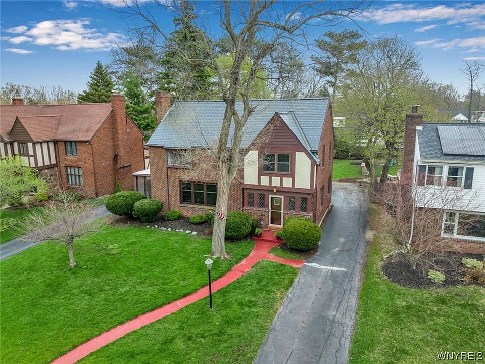1st image of 173 Fairlawn Dr