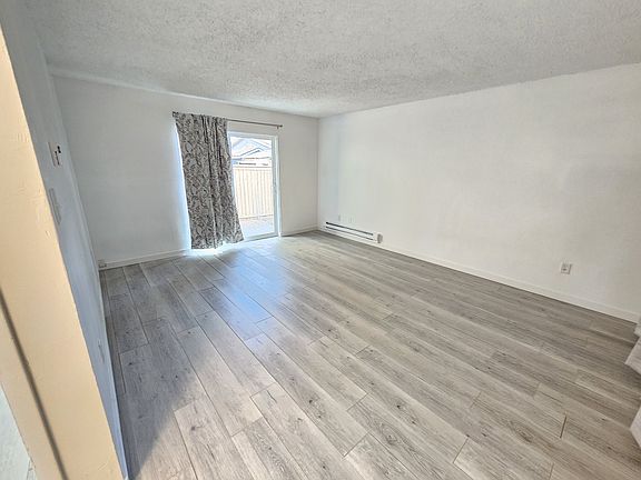 2nd image of 3968 Neil Rd #C