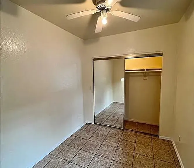 1336 W 109th St — Photo 5