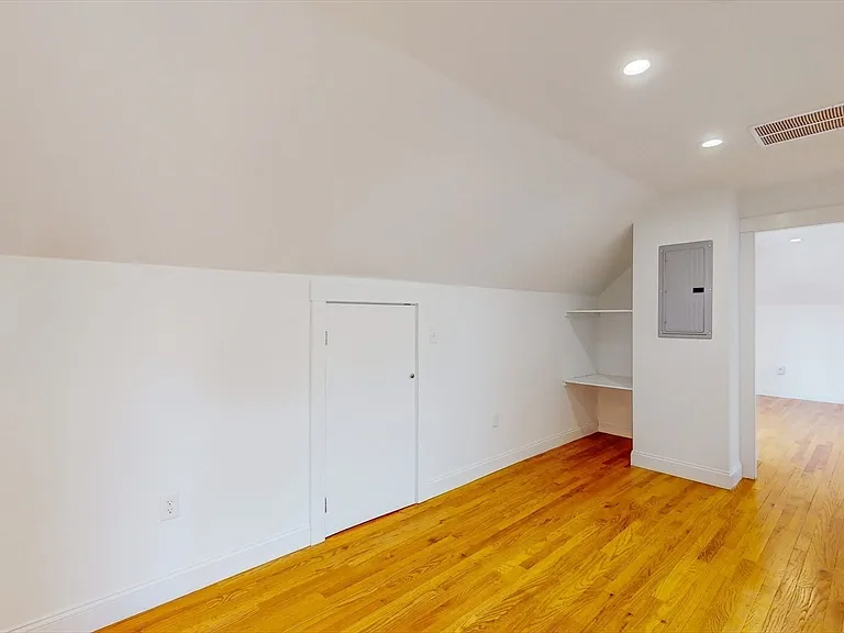 20 Harrington St #2 — Photo 33