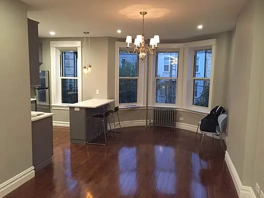 Rented by Capri Jet Realty Corp | media 5