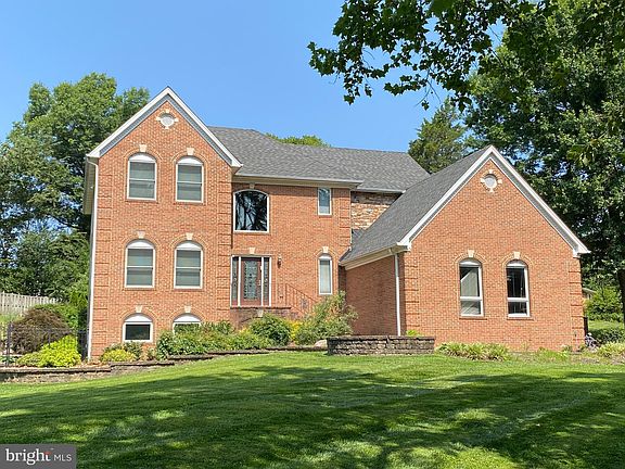 2nd image of 13657 Birch Dr