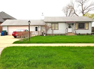 7930 Lotus Ave, Burbank, IL 60459