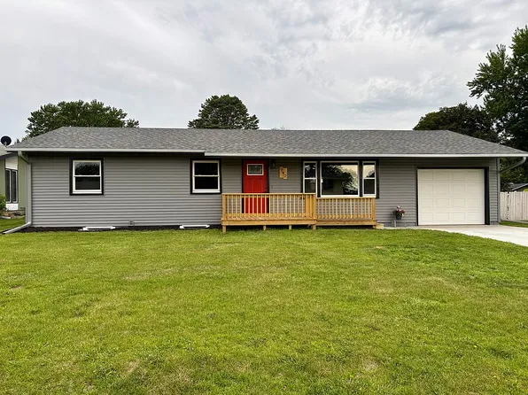 942 S 9th St, Albion, NE 68620