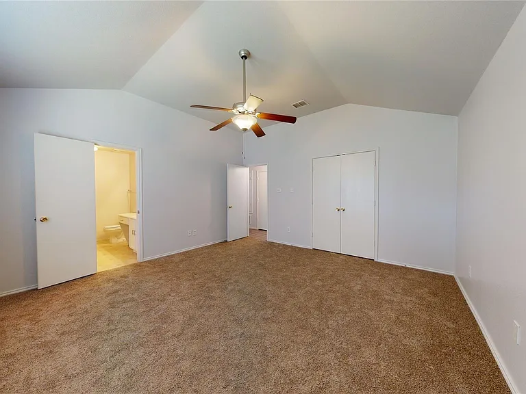 2015 Gardenia Dr — Photo 9