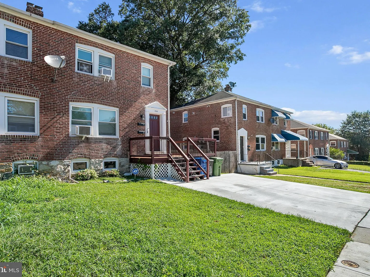 1 bed, 2.0 bath, 1490 sqft, $1,300 — Photo 3