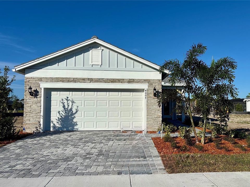 1st image of 4007 Russell Ct #137