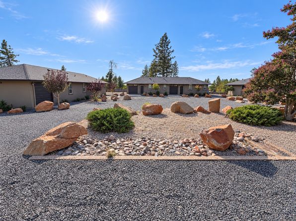 6377 Oak Way
