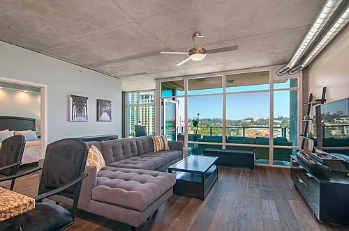1080 Park Blvd Photo 1