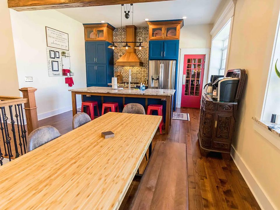 210 South Ave Cotter, AR Zillow