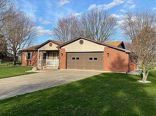 707 Eastwood Ct, Frankfort, IN 46041