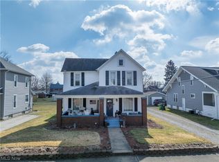 216 E 11th St, Dover, OH