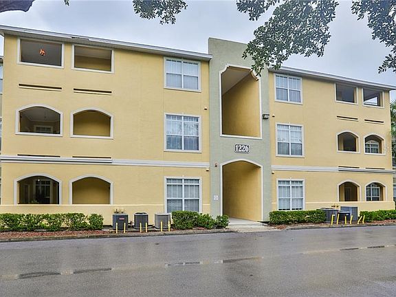 2nd image of 1226 S Missouri Ave Unit 1001