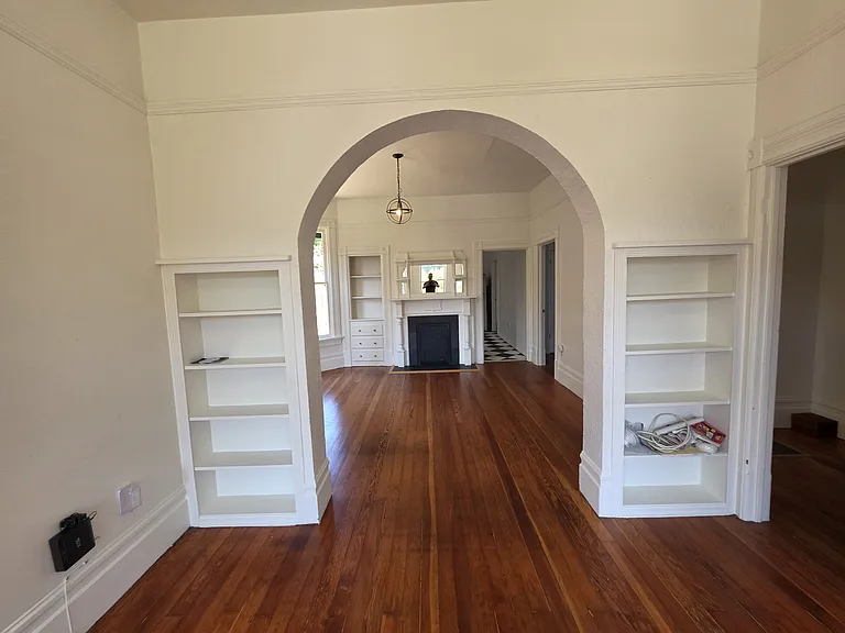 3139 Harrison St — Photo 8