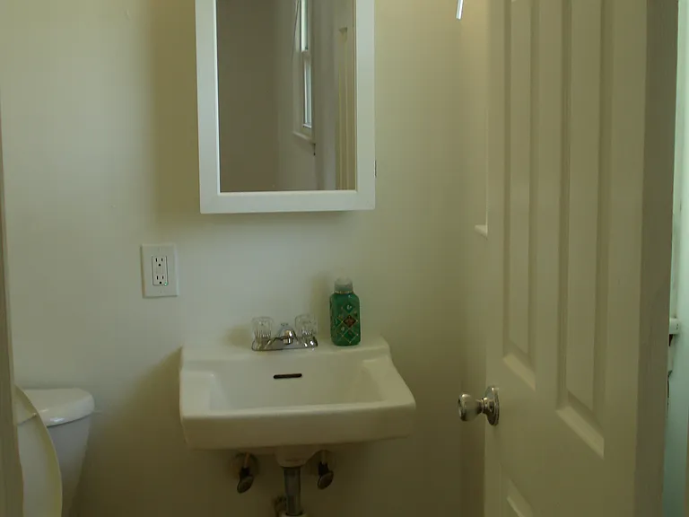 1822 Carroll Ave NW #B — Photo 11