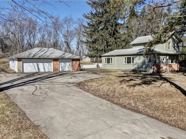 2211 Beaumont Ave NW, Massillon, OH 44647