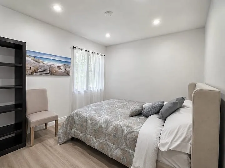 8018 Willis Ave — Photo 6