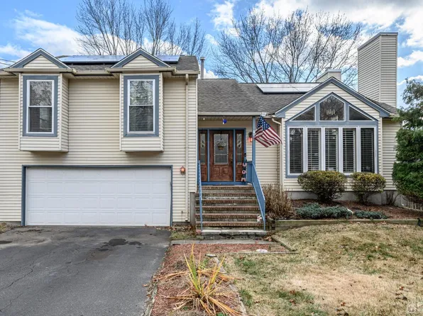 89 Friendship Rd, Howell, NJ 07731