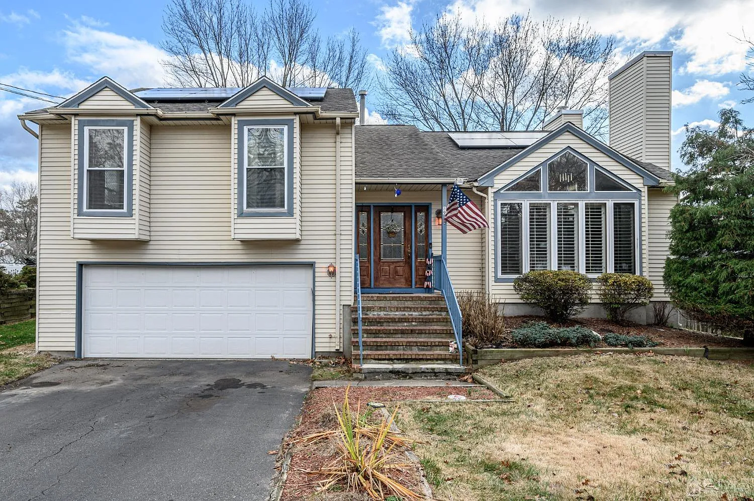 89 Friendship Rd photo 1