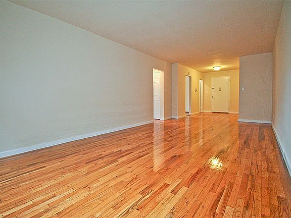 5th image of 2710 30th Ave APT 2B
