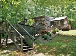 102 Hickory Dr, Bedford, VA 24095