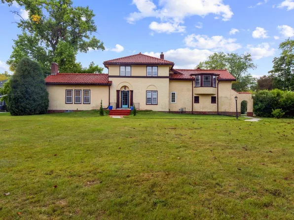 N89W15791 Main STREET, Menomonee Falls, WI 53051