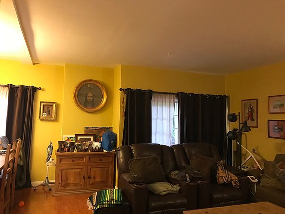 5th image of 147 W Acacia Ave APT 156