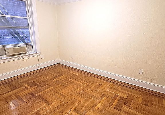 4th image of 34-48 33rd St #B1