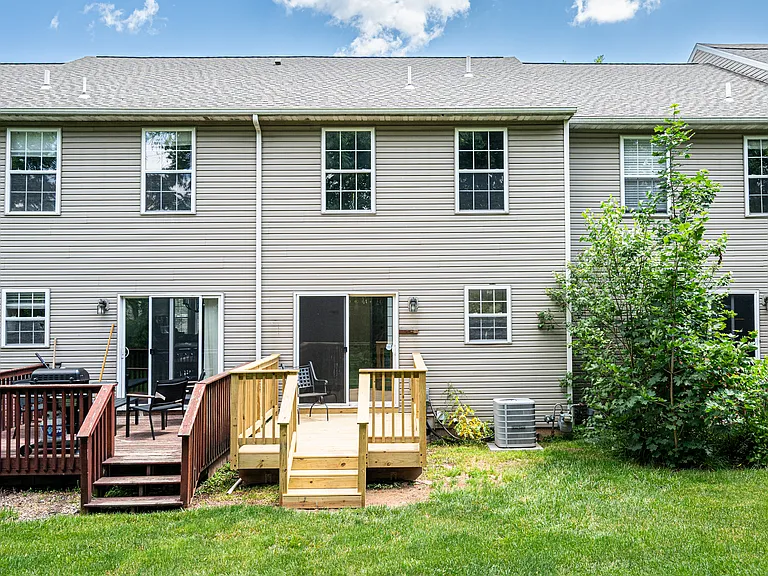 56 Horseshoe Dr — Photo 34