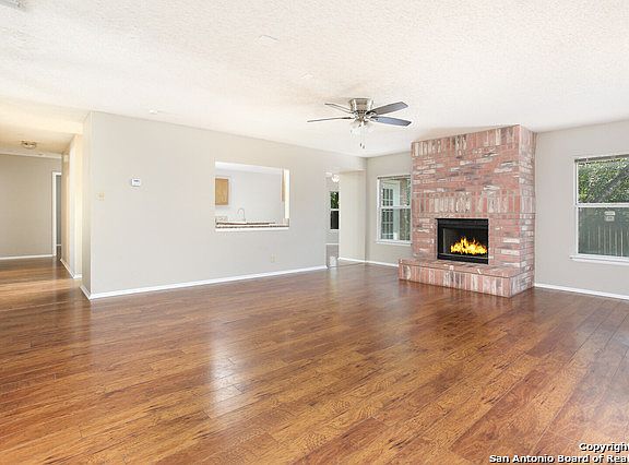 5th image of 16635 Calico Creek Dr
