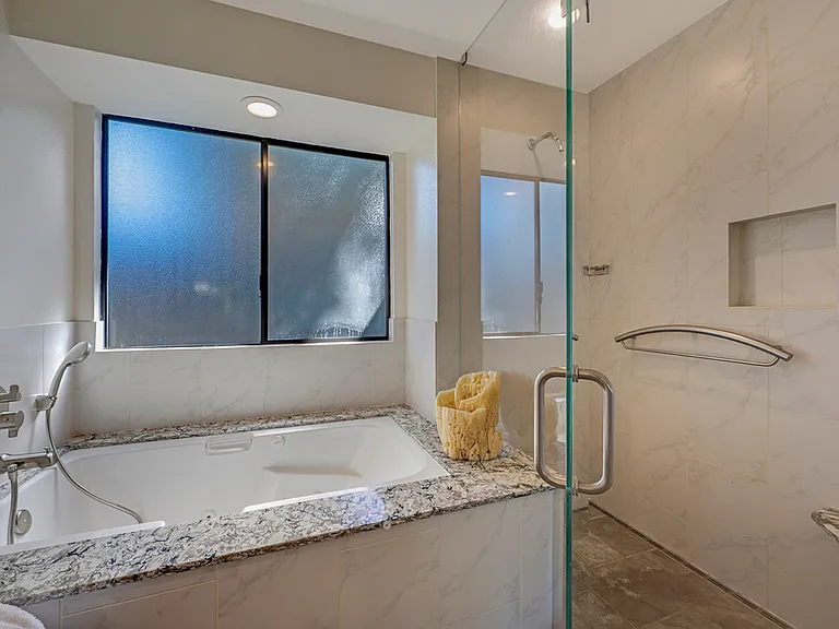 6417 Timber Springs Ct — Photo 14