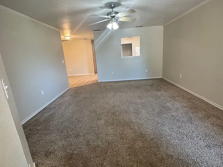 1208 N Bangor Ave — Photo 10