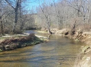 207 Azalea Ln, Galax, VA 24333