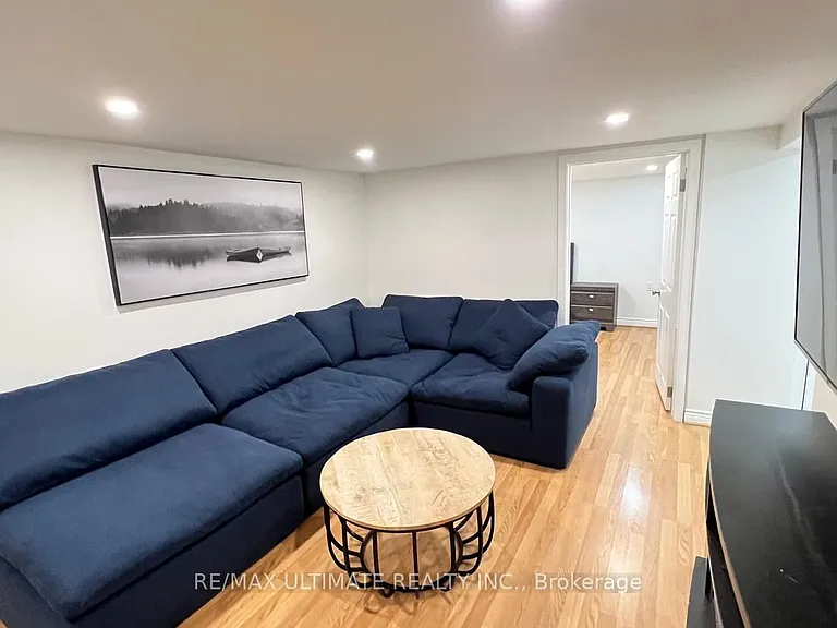 30 Ferris Rd — Photo 4