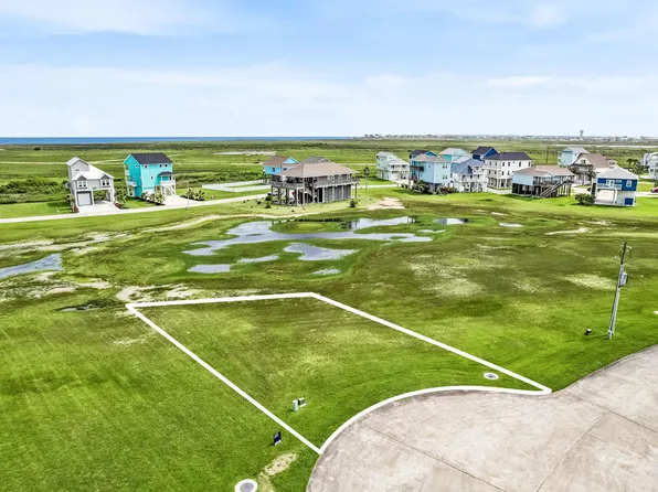 3807 Carmel Ct, Galveston, TX 77554