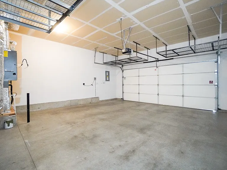 1187 W Davenport St — Photo 12