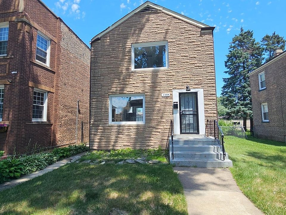 1st image of 2608 E 92nd St