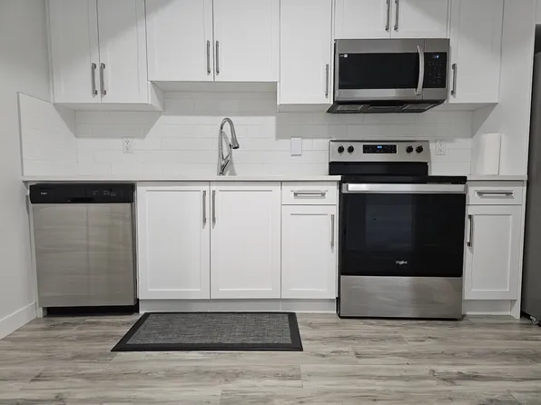 9420 Colak Ln SW #Basement, Edmonton, AB T6W 5B7
