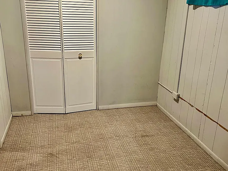 34 Kate Ln — Photo 17