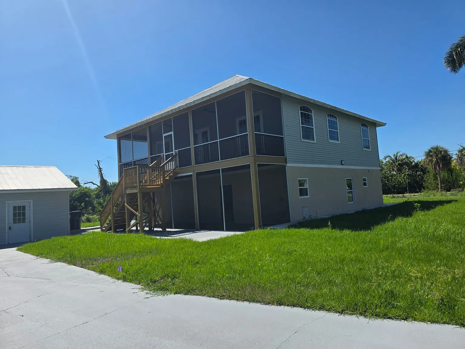 3 bed, 1600 sqft, $2,500 — Photo 1