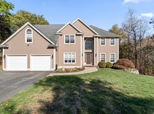 30 Collindale Dr, Meriden, CT 06450