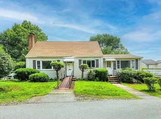61 Cliffe Ave, Lexington, MA 02420