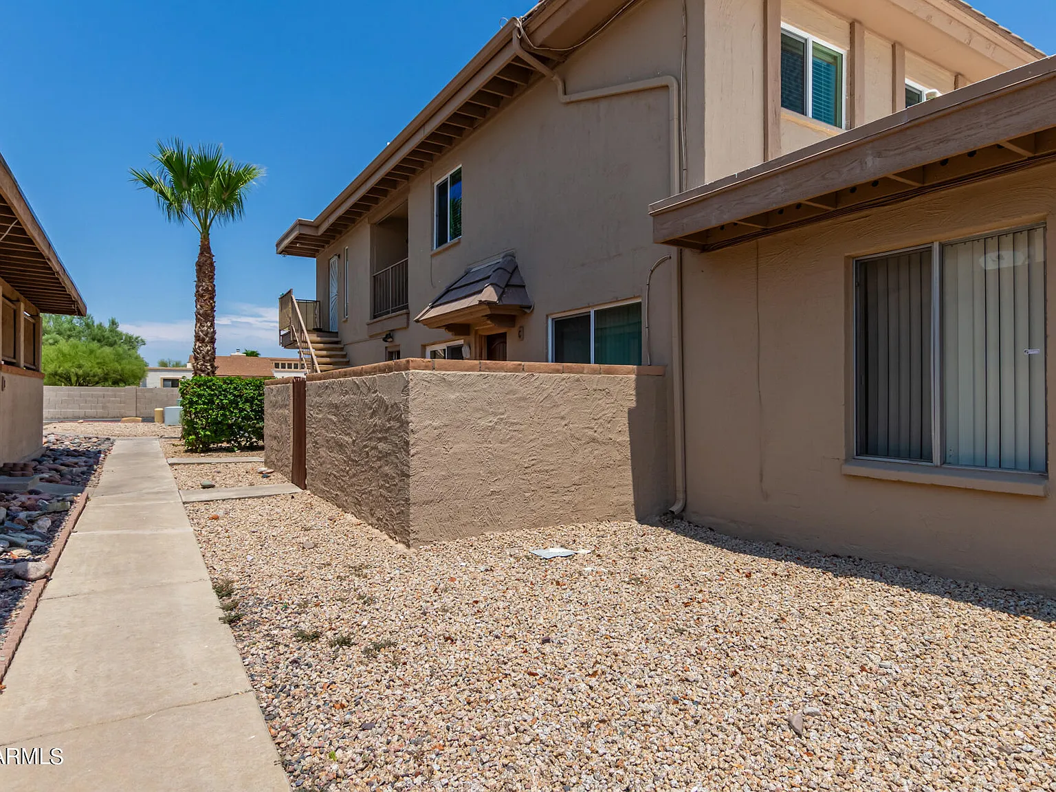 2 bed, 1.0 bath, 1000 sqft, $1,550 — Photo 2